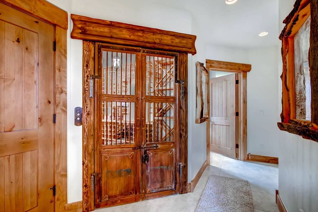 Entry - Hatari Lodge - Breckenridge Vacation Rental Entry - Hatari Lodge - Breckenridge Vacation Rental