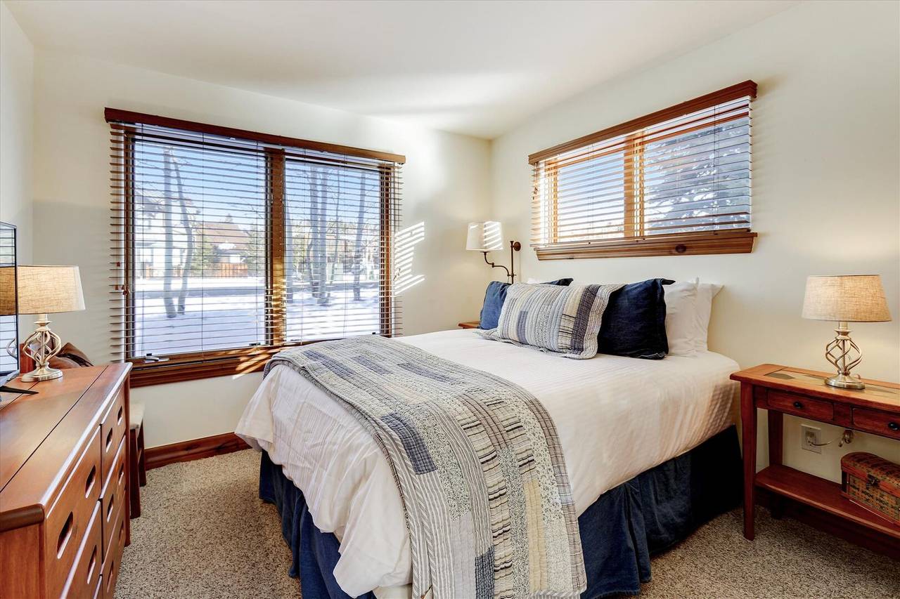 Bedroom - Highland Greens 66 - Breckenridge Vacation Rental Bedroom - Highland Greens 66 - Breckenridge Vacation Rental