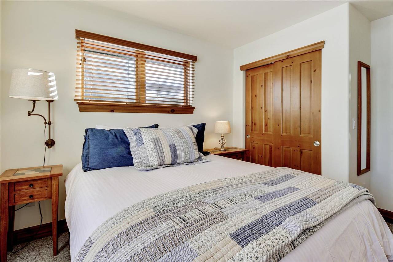 Bedroom - Highland Greens 66 - Breckenridge Vacation Rental Bedroom - Highland Greens 66 - Breckenridge Vacation Rental