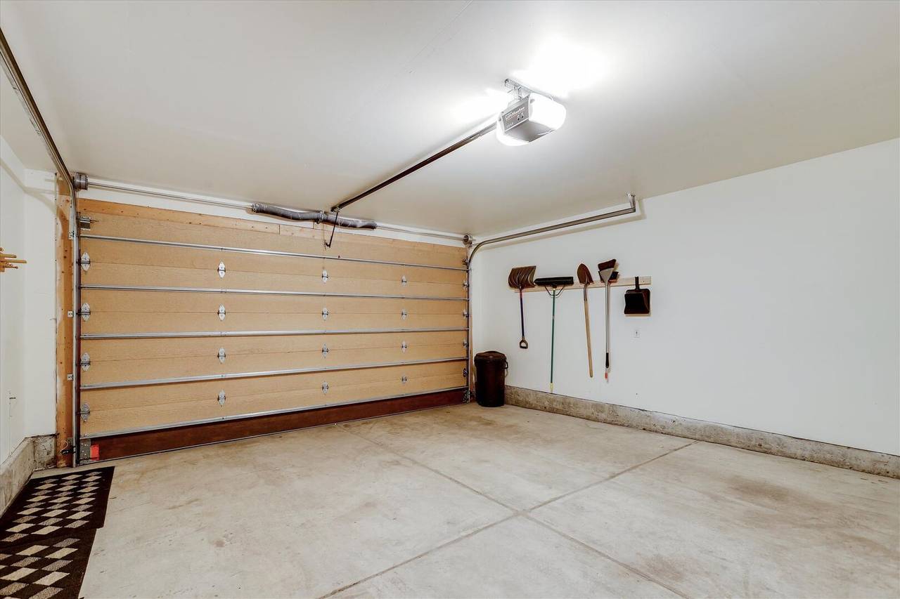 Garage - Highland Greens 66 - Breckenridge Vacation Rental Garage - Highland Greens 66 - Breckenridge Vacation Rental