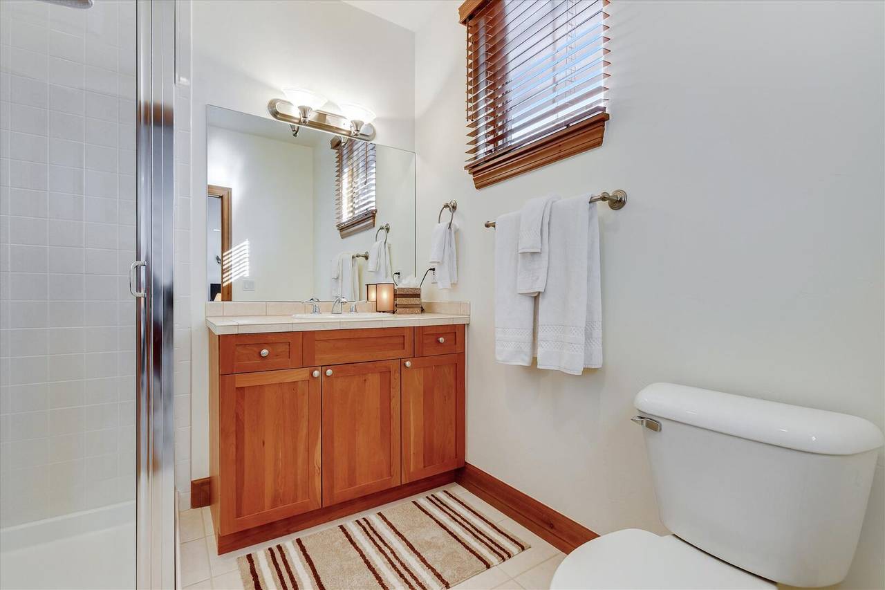 Bathroom - Highland Greens 66 - Breckenridge Vacation Rental Bathroom - Highland Greens 66 - Breckenridge Vacation Rental