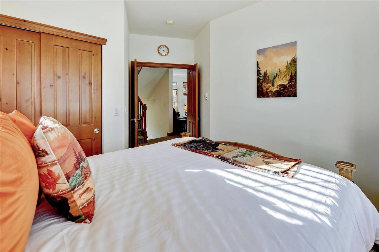 Bedroom - Highland Greens 66 - Breckenridge Vacation Rental Bedroom - Highland Greens 66 - Breckenridge Vacation Rental