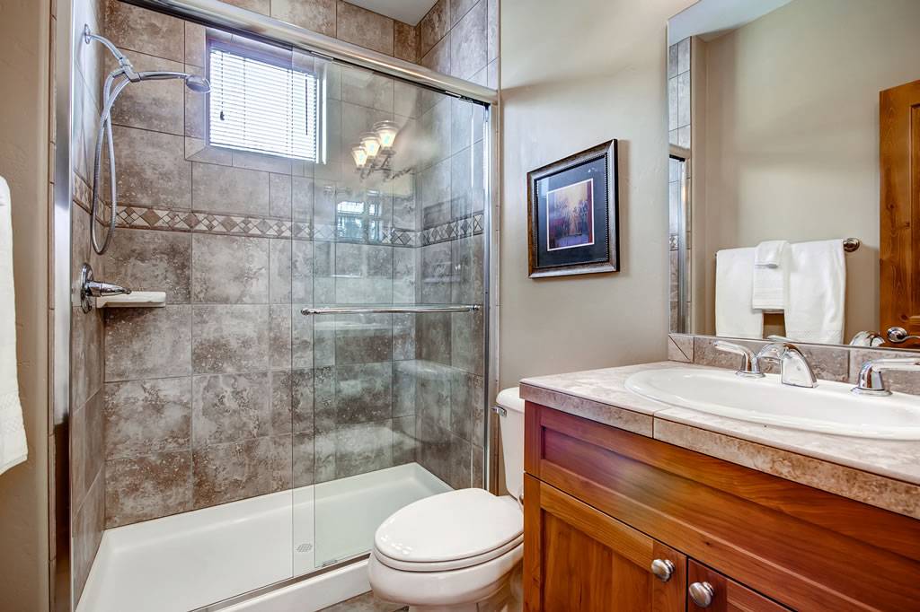 Bathroom - Highland Greens 93 - Breckenridge Vacation Rental Bathroom - Highland Greens 93 - Breckenridge Vacation Rental
