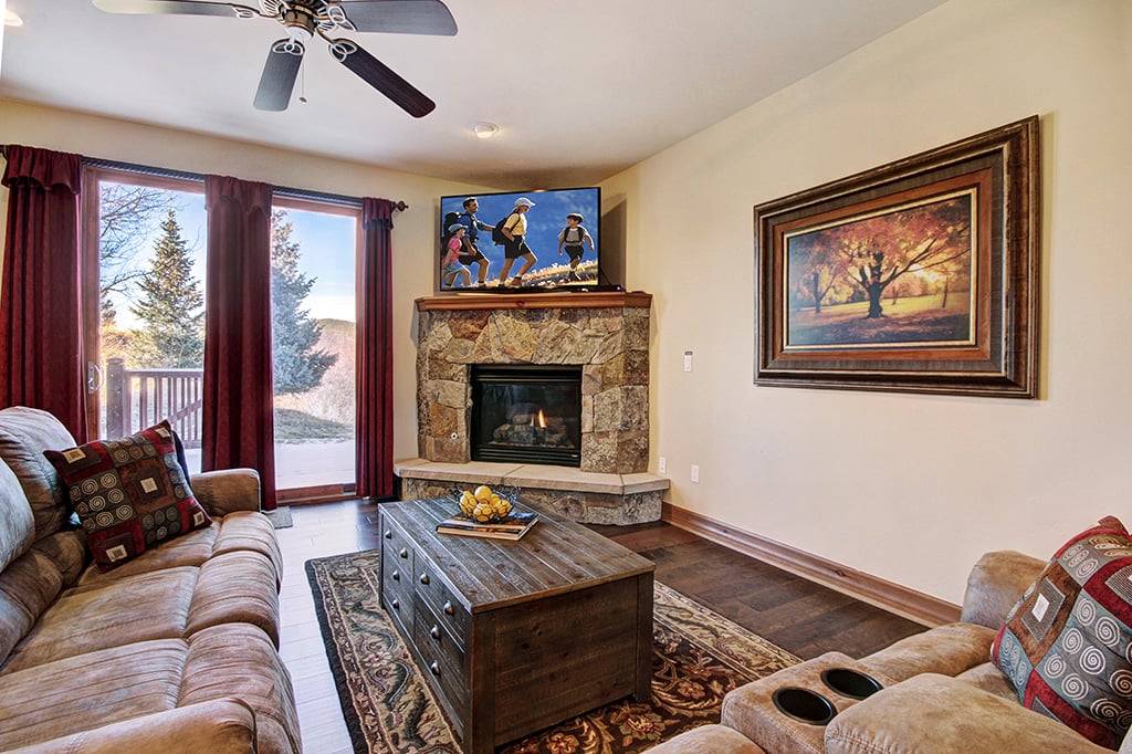 Living Room - Highland Greens 93 - Breckenridge Vacation Rental Living Room - Highland Greens 93 - Breckenridge Vacation Rental
