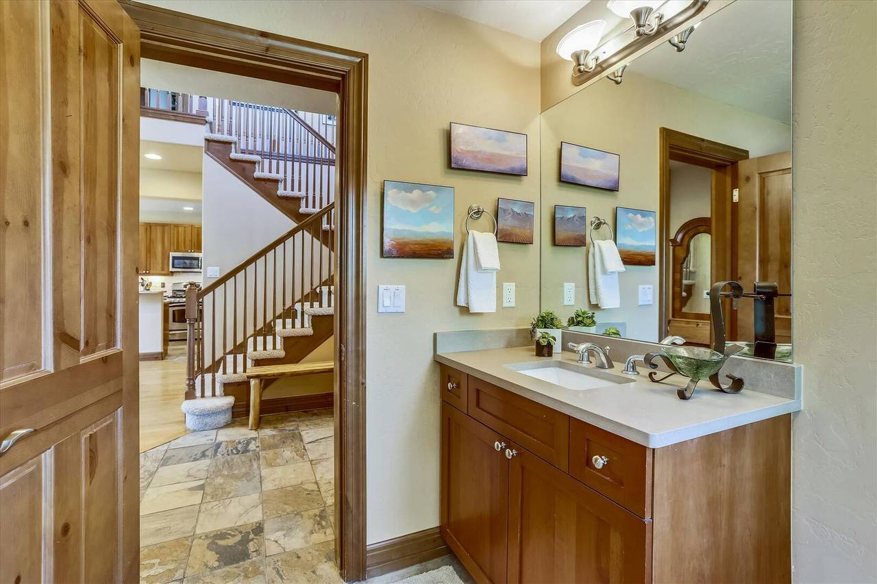 Bathroom - Highland Greens Comfort - Breckenridge Vacation Rental Bathroom - Highland Greens Comfort - Breckenridge Vacation Rental