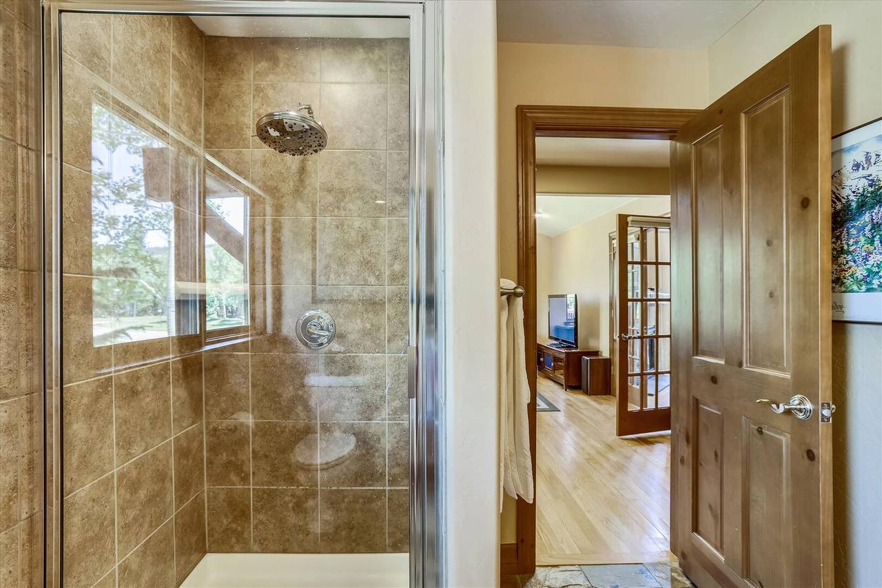 Bathroom - Highland Greens Comfort - Breckenridge Vacation Rental Bathroom - Highland Greens Comfort - Breckenridge Vacation Rental