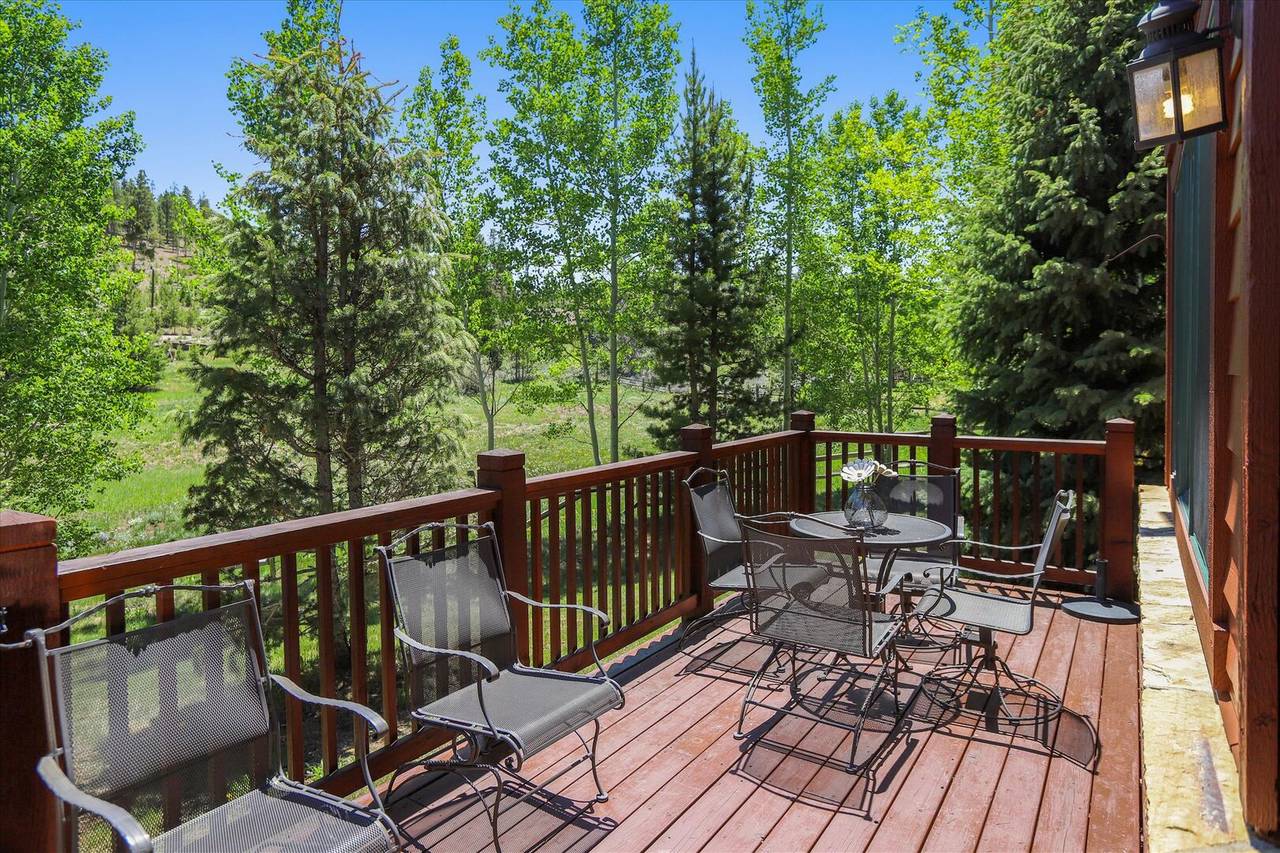 Deck - Highland Greens Comfort - Breckenridge Vacation Rental Deck - Highland Greens Comfort - Breckenridge Vacation Rental