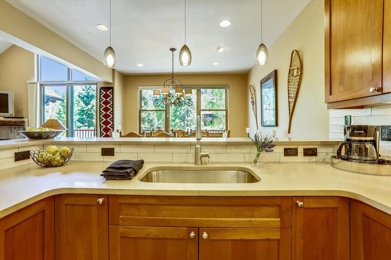 Kitchen - Highland Greens Comfort - Breckenridge Vacation Rental Kitchen - Highland Greens Comfort - Breckenridge Vacation Rental