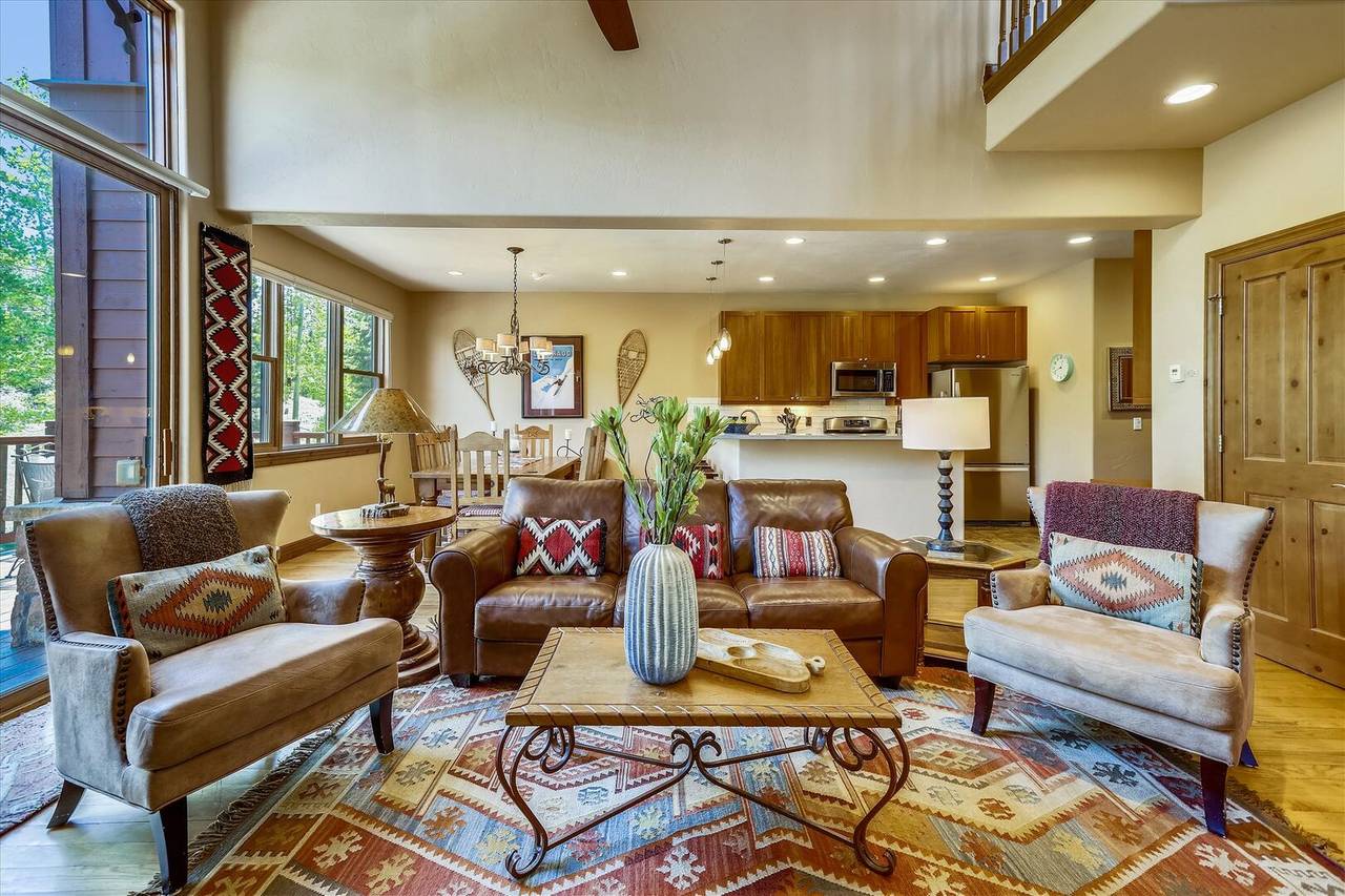 Living Area - Highland Greens Comfort - Breckenridge Vacation Rental Living Area - Highland Greens Comfort - Breckenridge Vacation Rental