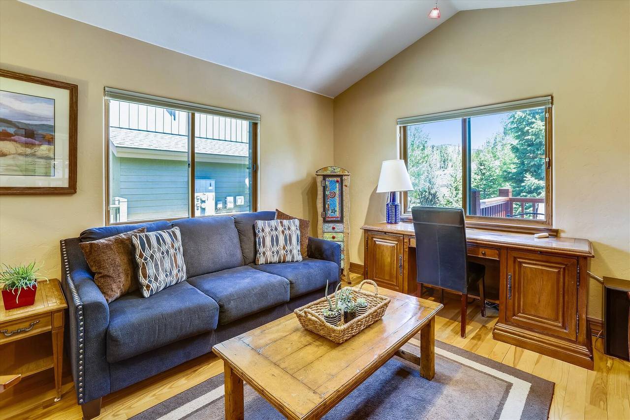 Living Area - Highland Greens Comfort - Breckenridge Vacation Rental Living Area - Highland Greens Comfort - Breckenridge Vacation Rental