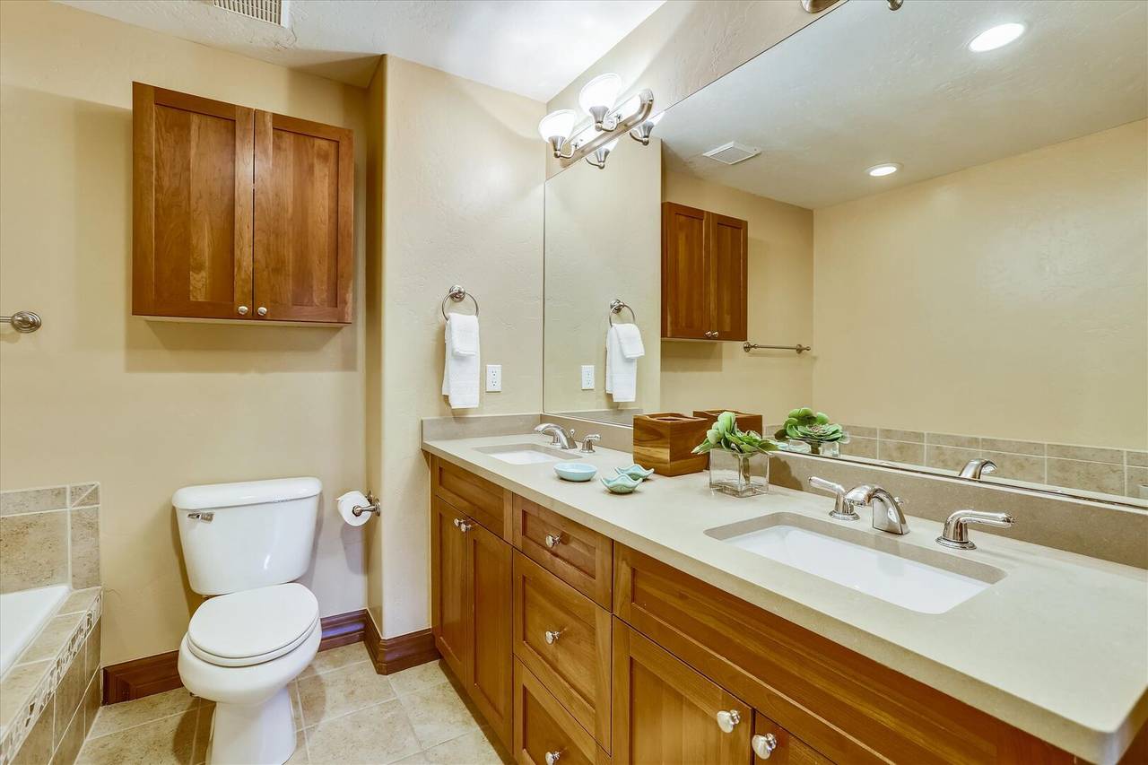 Bathroom - Highland Greens Comfort - Breckenridge Vacation Rental Bathroom - Highland Greens Comfort - Breckenridge Vacation Rental