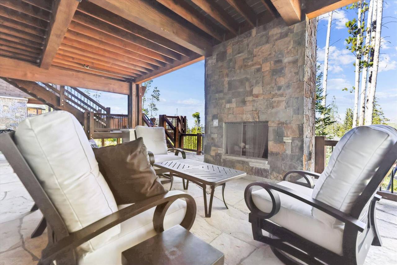 Deck/Patio - Highlands Hideaway - Breckenridge Vacation Rental Deck/Patio - Highlands Hideaway - Breckenridge Vacation Rental