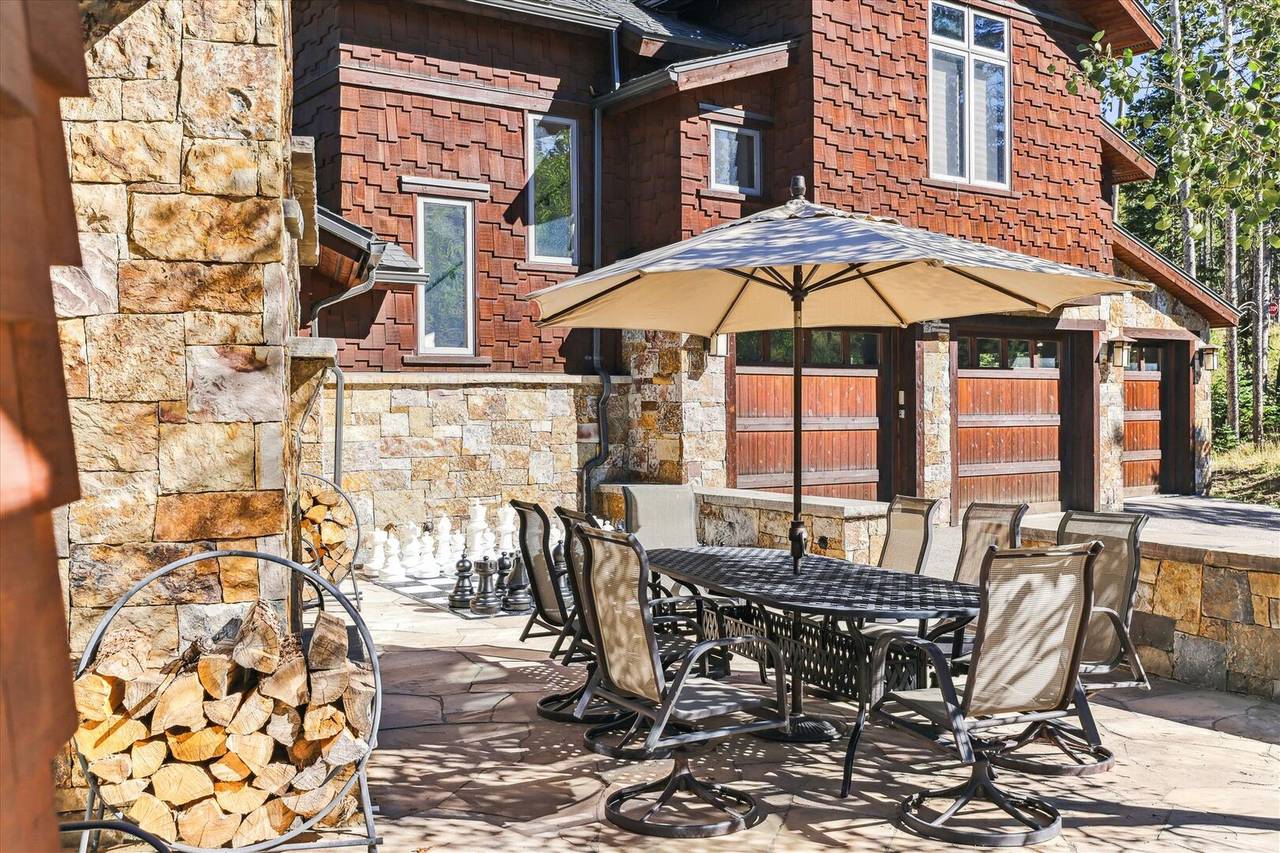 Deck/Patio - Highlands Hideaway - Breckenridge Vacation Rental Deck/Patio - Highlands Hideaway - Breckenridge Vacation Rental