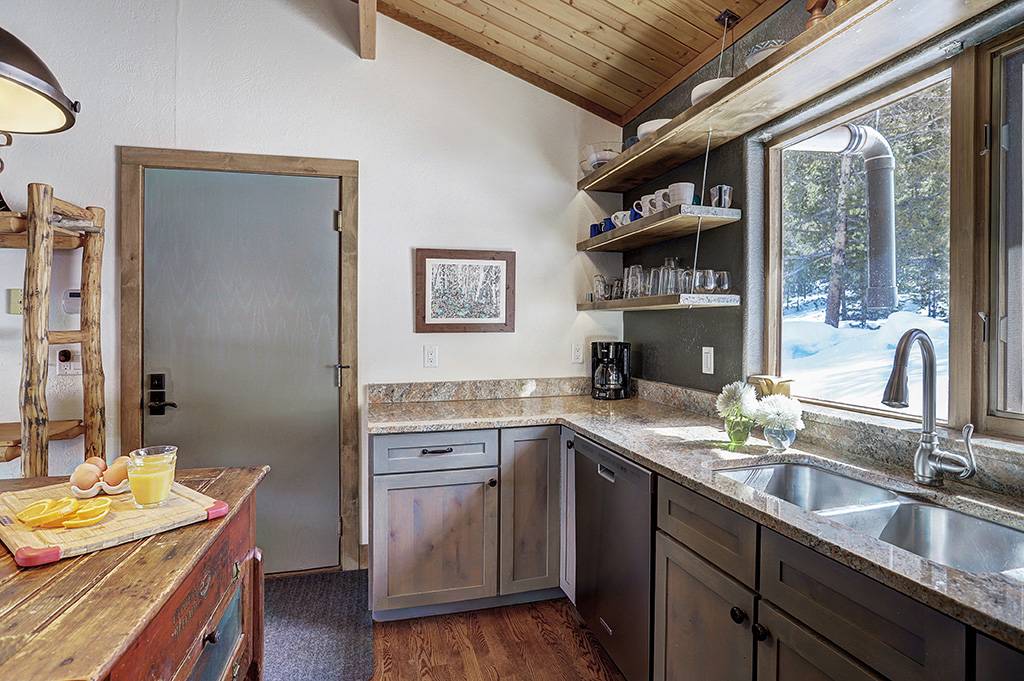 Kitchen - Lodge at Boreas Pass - Breckenridge Vacation Renal Kitchen - Lodge at Boreas Pass - Breckenridge Vacation Renal