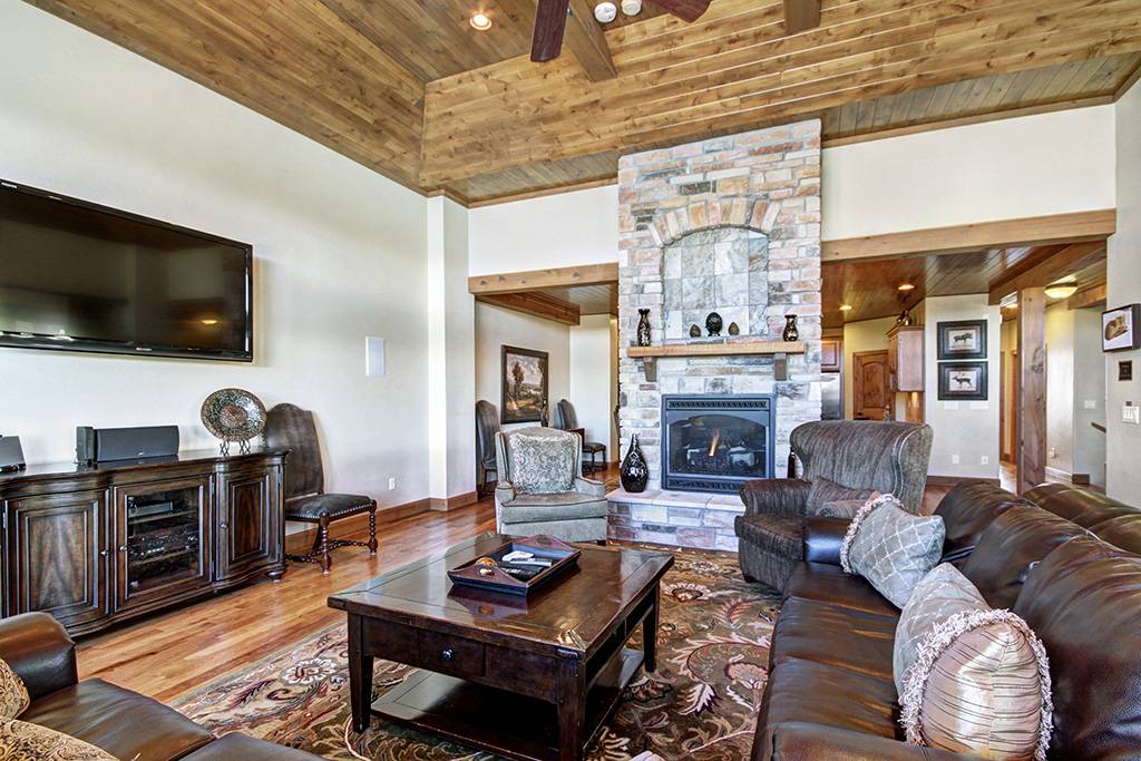 Living Room - Lofty Fox Villa - Breckenridge Vacation Rental Living Room - Lofty Fox Villa - Breckenridge Vacation Rental