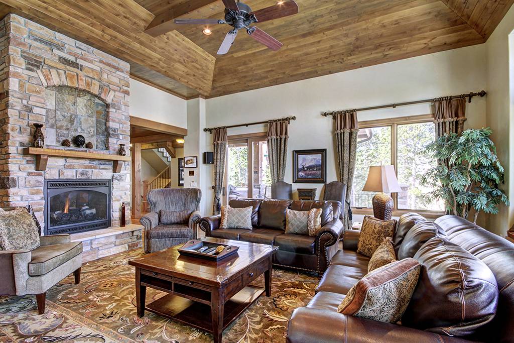 Living Room - Lofty Fox Villa - Breckenridge Vacation Rental Living Room - Lofty Fox Villa - Breckenridge Vacation Rental