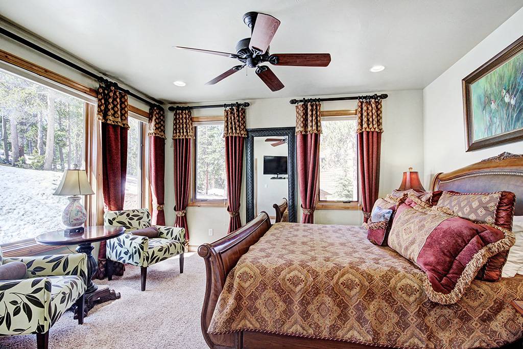 Bedroom - Lofty Fox Villa - Breckenridge Vacation Rental Bedroom - Lofty Fox Villa - Breckenridge Vacation Rental