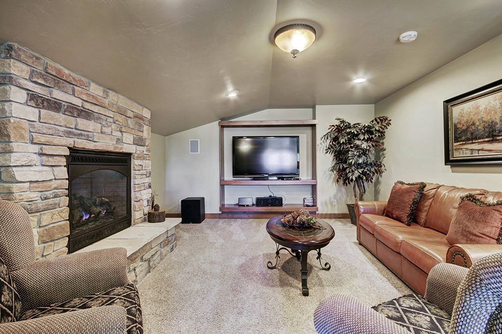 Living Area - Lofty Fox Villa - Breckenridge Vacation Rental Living Area - Lofty Fox Villa - Breckenridge Vacation Rental