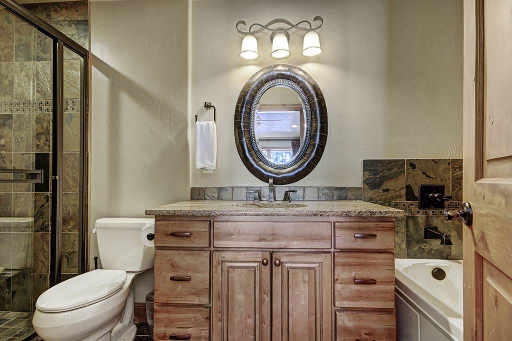Bathroom - Lofty Fox Villa - Breckenridge Vacation Rental Bathroom - Lofty Fox Villa - Breckenridge Vacation Rental