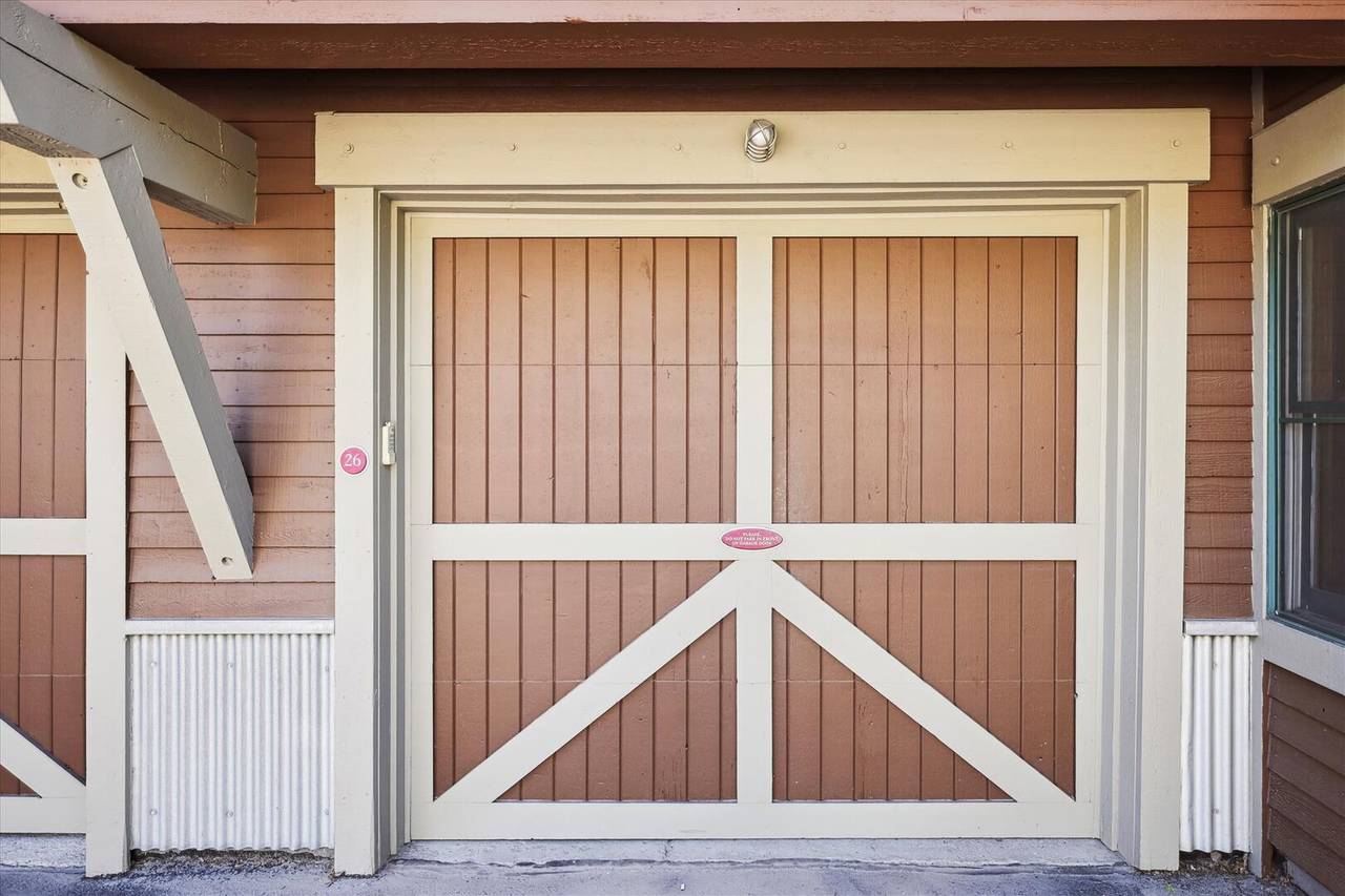 Garage - Main Street Junction 26 - Breckenridge Vacation Rental Garage - Main Street Junction 26 - Breckenridge Vacation Rental