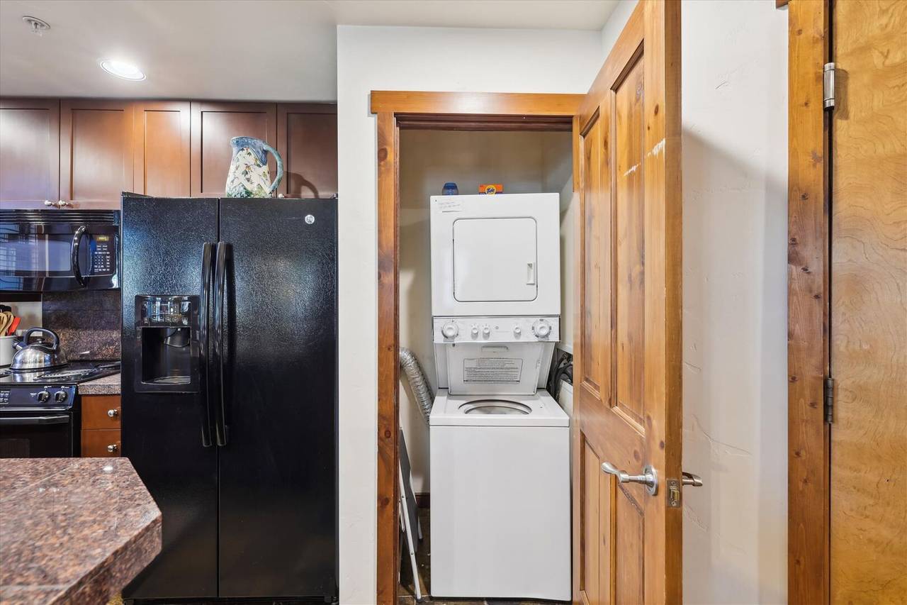 Laundry - Main Street Junction 28 - Breckenridge Vacation Rental Laundry - Main Street Junction 28 - Breckenridge Vacation Rental