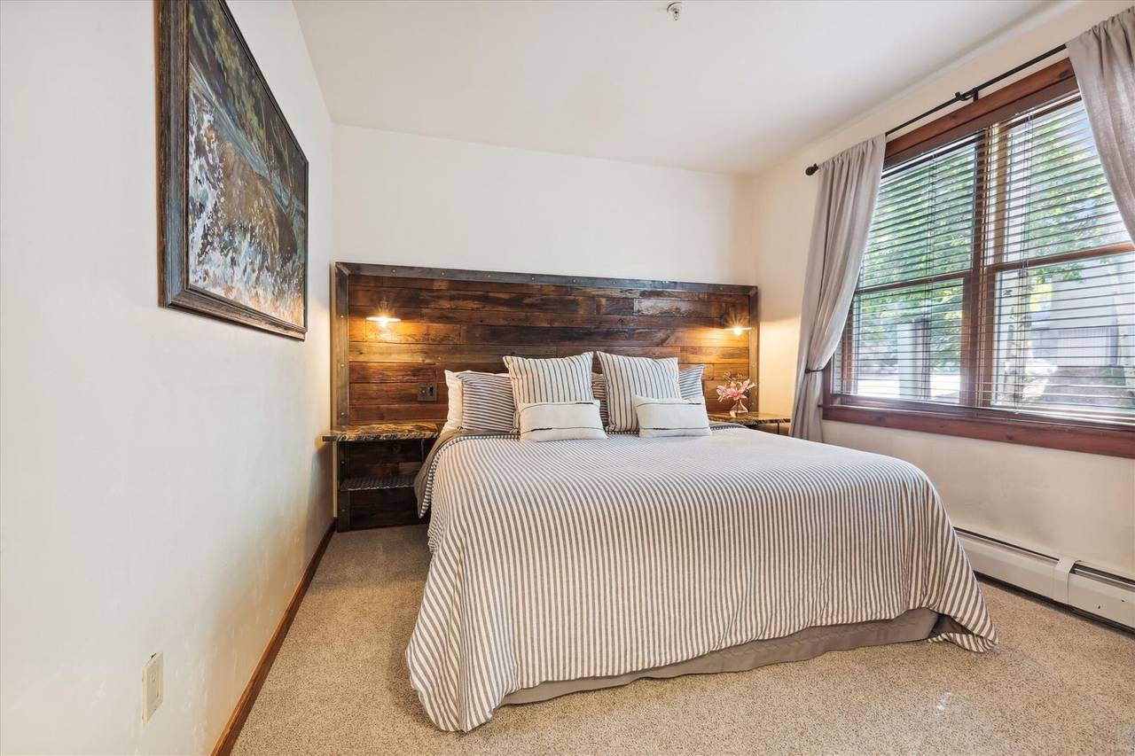 Bedroom - Main Street Junction 28 - Breckenridge Vacation Rental Bedroom - Main Street Junction 28 - Breckenridge Vacation Rental