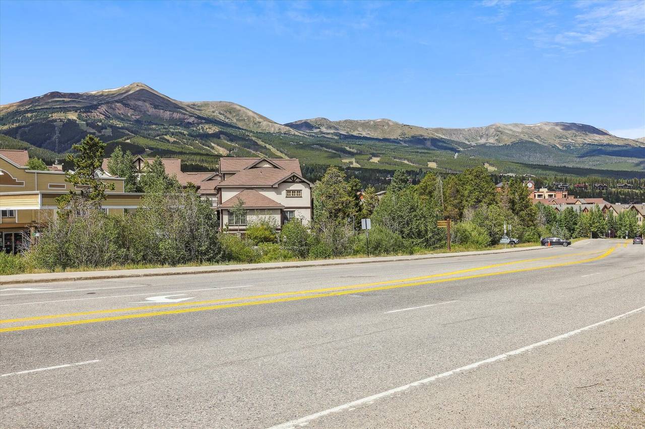 Exterior - Main Street Junction 28 - Breckenridge Vacation Rental Exterior - Main Street Junction 28 - Breckenridge Vacation Rental