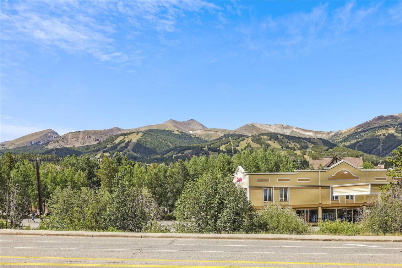 Exterior - Main Street Junction 28 - Breckenridge Vacation Rental Exterior - Main Street Junction 28 - Breckenridge Vacation Rental