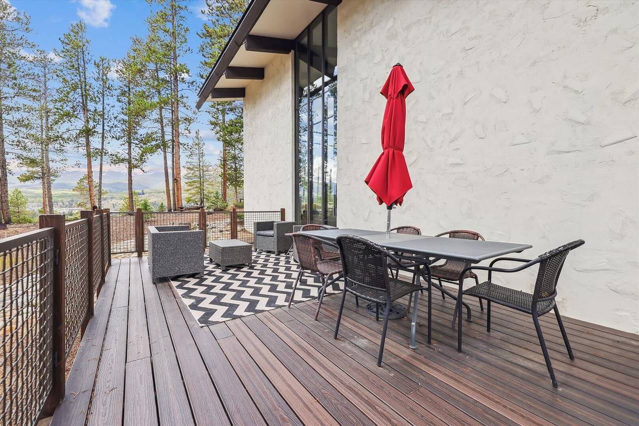 Deck - Miners Peak Residence - Breckenridge Vacation Rental Deck - Miners Peak Residence - Breckenridge Vacation Rental