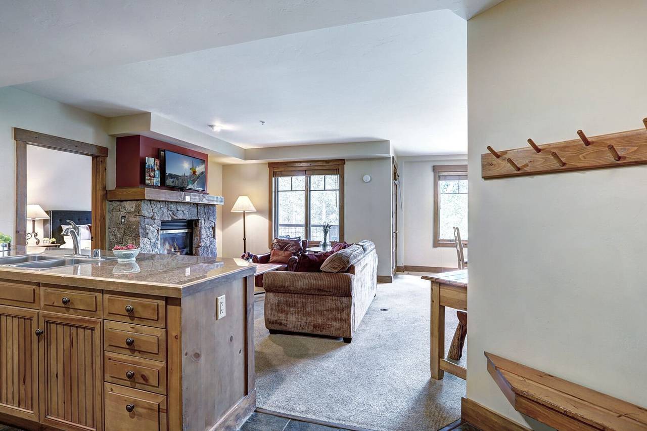 Kitchen - Mountain Thunder Lodge 1209 - Breckenridge Vacation Rental Kitchen - Mountain Thunder Lodge 1209 - Breckenridge Vacation Rental