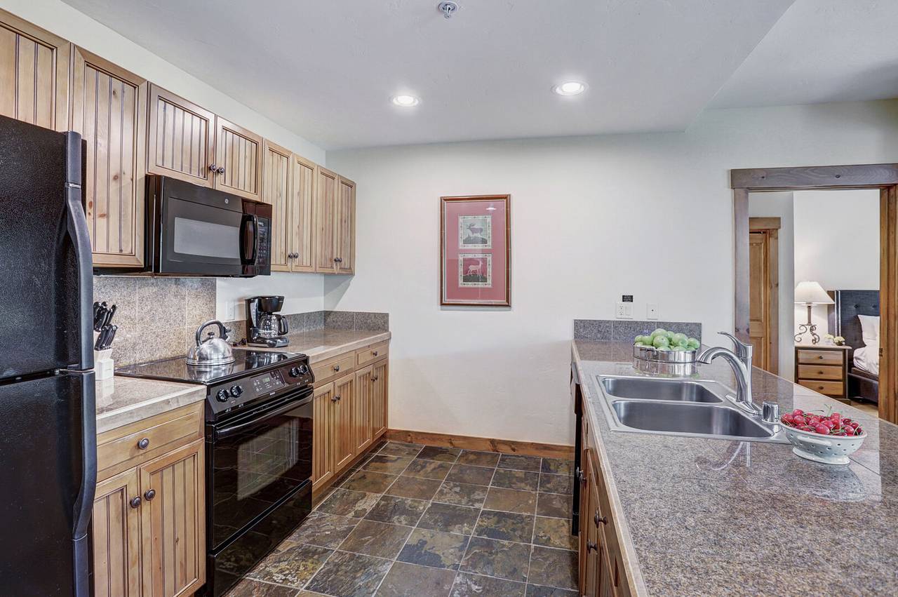Kitchen - Mountain Thunder Lodge 1209 - Breckenridge Vacation Rental Kitchen - Mountain Thunder Lodge 1209 - Breckenridge Vacation Rental