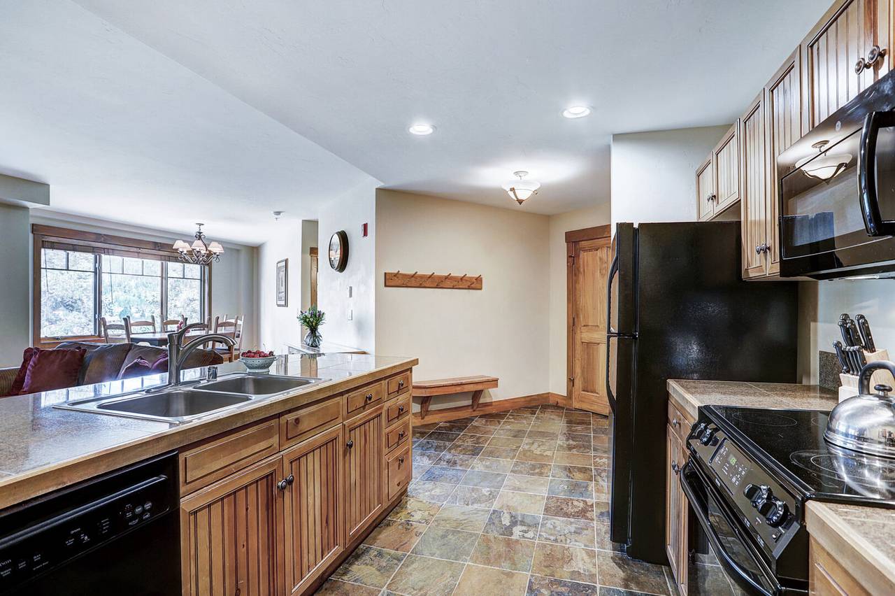 Kitchen - Mountain Thunder Lodge 1209 - Breckenridge Vacation Rental Kitchen - Mountain Thunder Lodge 1209 - Breckenridge Vacation Rental