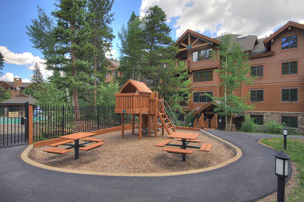 Mountain Thunder Amenities - Mountain Thunder Lodge 1209 - Breckenridge Vacation Rental Mountain Thunder Amenities - Mountain Thunder Lodge 1209 - Breckenridge Vacation Rental