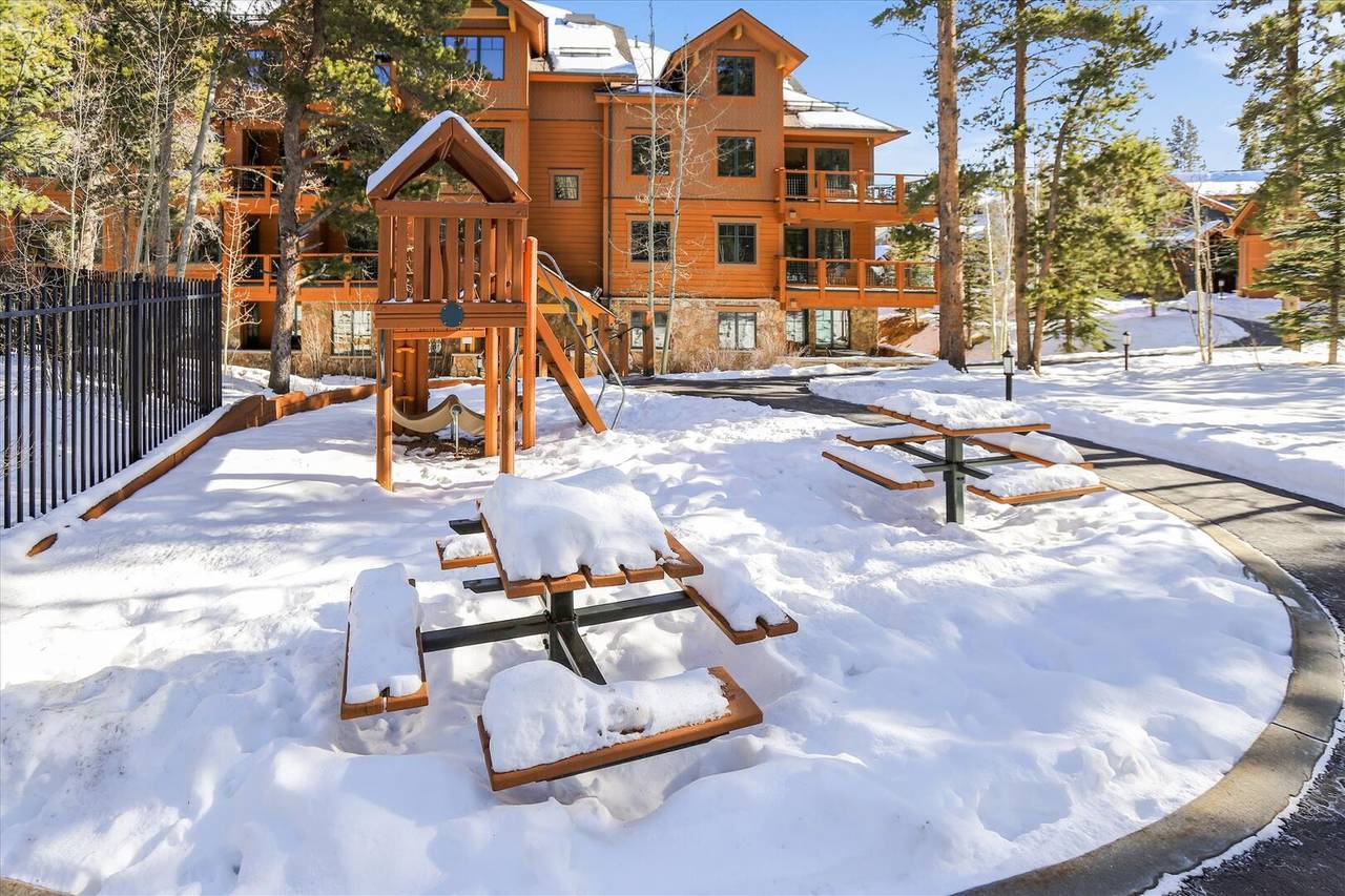 Exterior - Mountain Thunder Lodge 305 - Breckenridge Vacation Rental Exterior - Mountain Thunder Lodge 305 - Breckenridge Vacation Rental