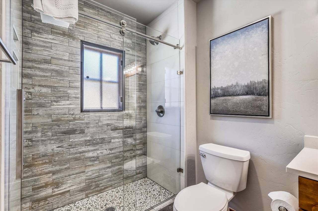 Bathroom - Mountain Thunder Lodge 305 - Breckenridge Vacation Rental Bathroom - Mountain Thunder Lodge 305 - Breckenridge Vacation Rental