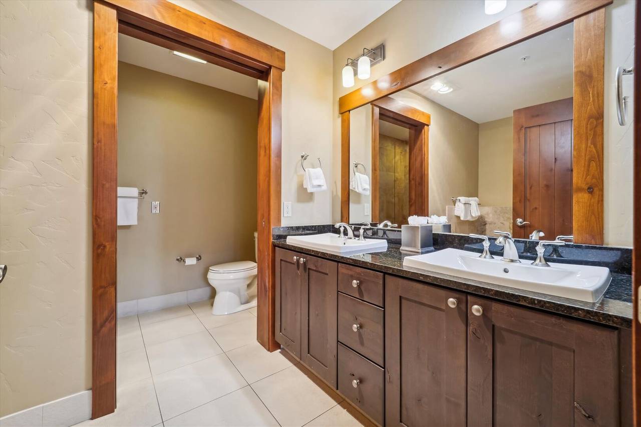 Bathroom - One Ski Hill Place 8307 - Breckenridge Vacation Rental Bathroom - One Ski Hill Place 8307 - Breckenridge Vacation Rental