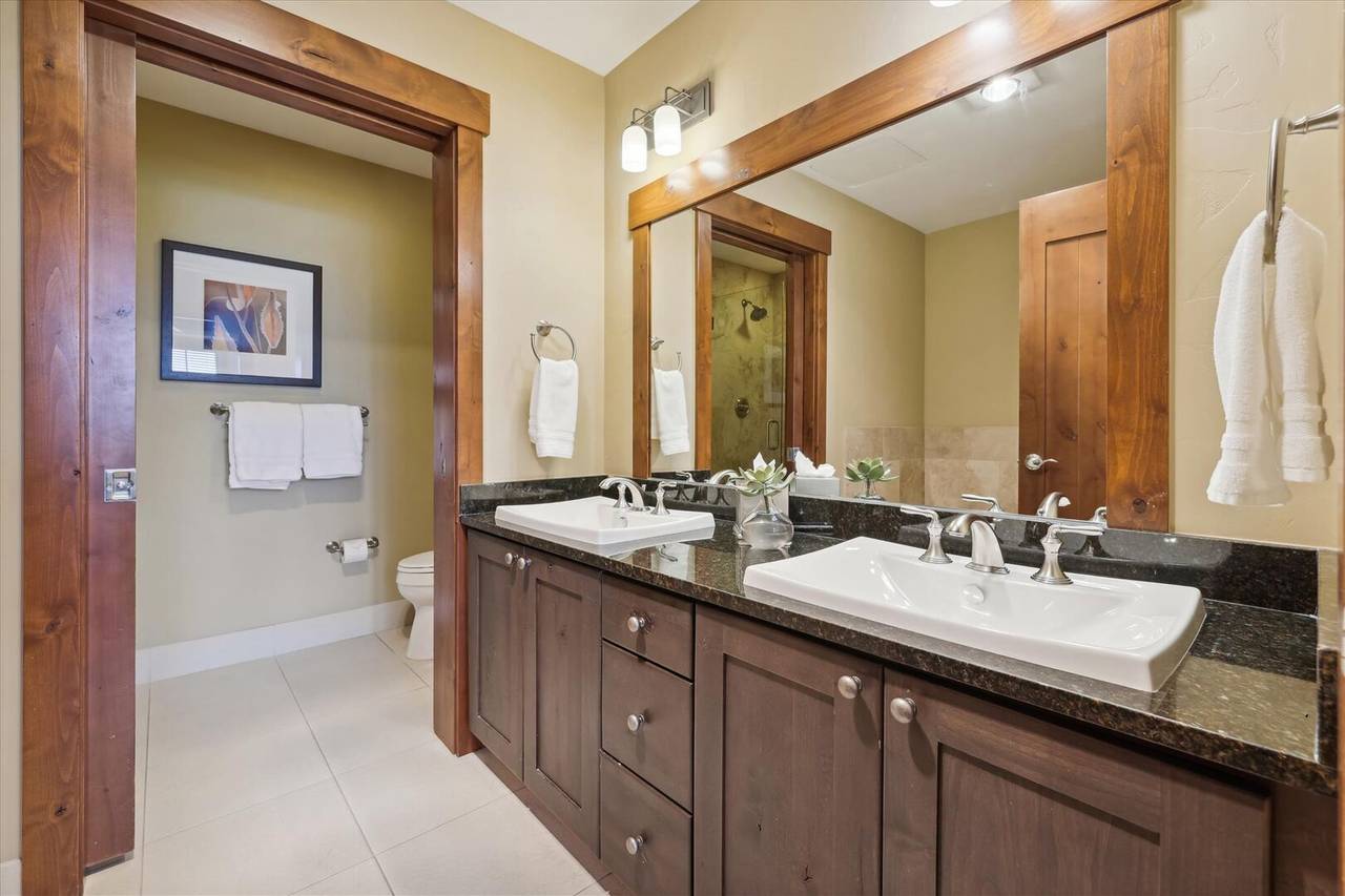 Bathroom - One Ski Hill Place 8312 - Breckenridge Vacation Rental Bathroom - One Ski Hill Place 8312 - Breckenridge Vacation Rental