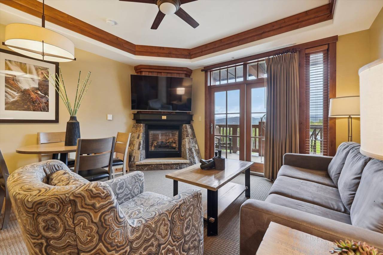 Living Area - One Ski Hill Place 8312 - Breckenridge Vacation Rental Living Area - One Ski Hill Place 8312 - Breckenridge Vacation Rental