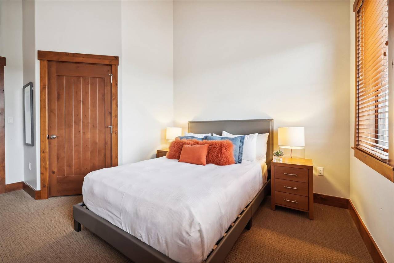 Bedroom - One Ski Hill Place 8424 - Breckenridge Vacation Rental Bedroom - One Ski Hill Place 8424 - Breckenridge Vacation Rental