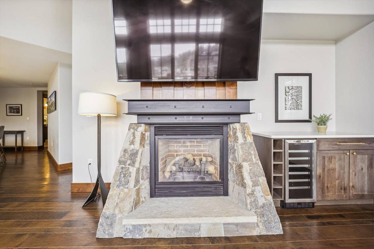 Living Area - One Ski Hill Place 8424 - Breckenridge Vacation Rental Living Area - One Ski Hill Place 8424 - Breckenridge Vacation Rental