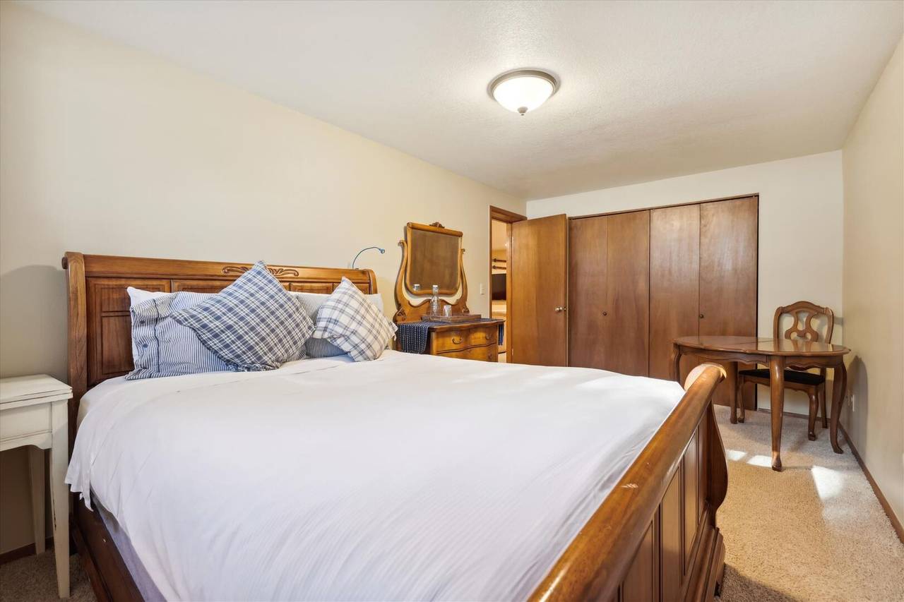 Bedroom - Peak One 107 - Frisco Vacation Rental Bedroom - Peak One 107 - Frisco Vacation Rental