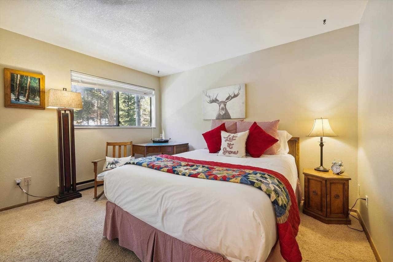 Bedroom - Peak One 107 - Frisco Vacation Rental Bedroom - Peak One 107 - Frisco Vacation Rental