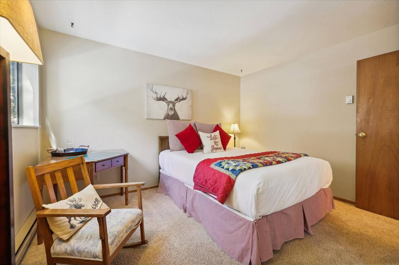 Bedroom - Peak One 107 - Frisco Vacation Rental Bedroom - Peak One 107 - Frisco Vacation Rental