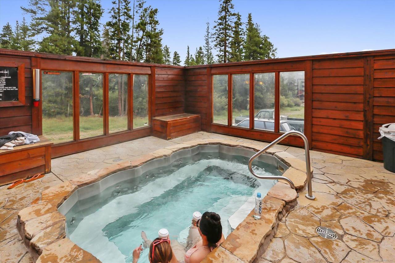 Upper Village Pools - Pine Ridge 15A - Breckenridge Vacation Rental Upper Village Pools - Pine Ridge 15A - Breckenridge Vacation Rental