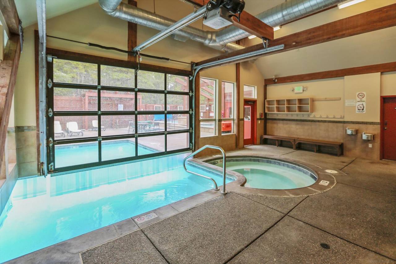 Upper Village Pools - Pine Ridge 15A - Breckenridge Vacation Rental Upper Village Pools - Pine Ridge 15A - Breckenridge Vacation Rental
