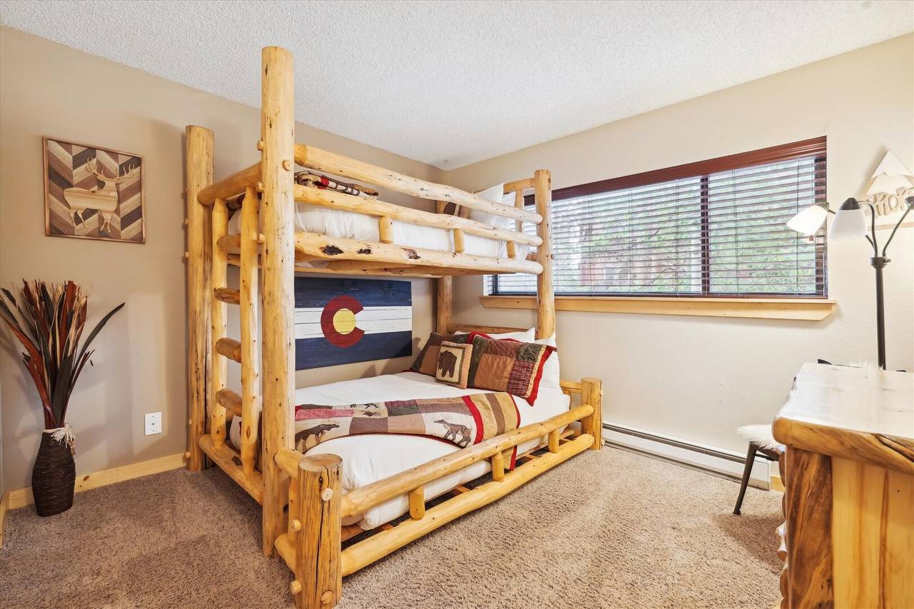 Bedroom - Pine Ridge 15A - Breckenridge Vacation Rental Bedroom - Pine Ridge 15A - Breckenridge Vacation Rental