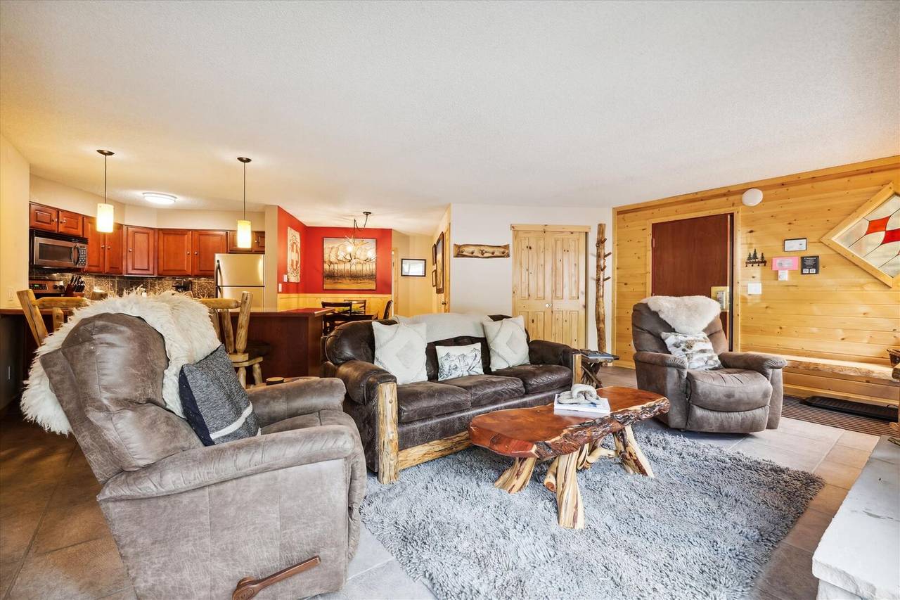 Living Area - Pine Ridge 15A - Breckenridge Vacation Rental Living Area - Pine Ridge 15A - Breckenridge Vacation Rental