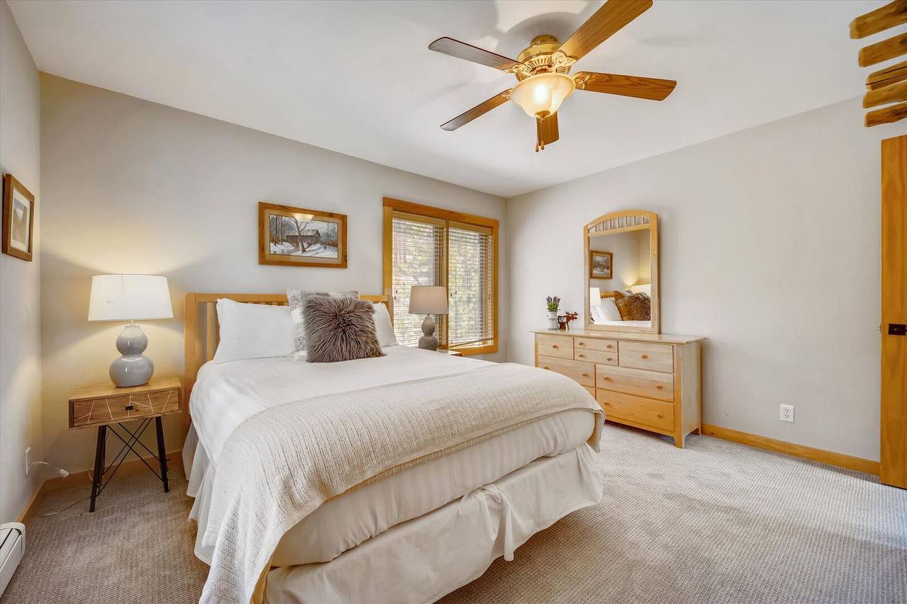 Bedroom - Powder Moose Villa - Breckenridge Vacation Rental Bedroom - Powder Moose Villa - Breckenridge Vacation Rental