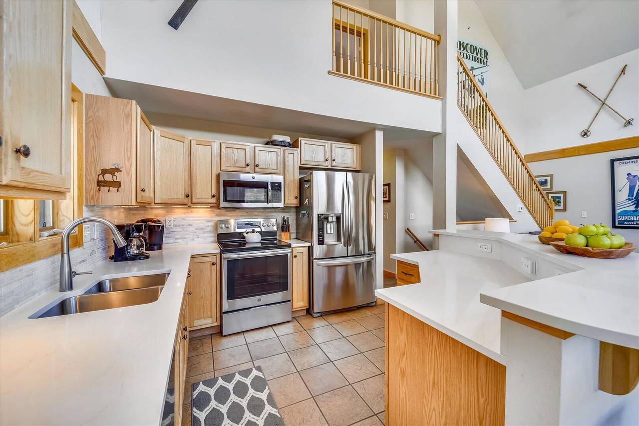 Kitchen - Powder Moose Villa - Breckenridge Vacation Rental Kitchen - Powder Moose Villa - Breckenridge Vacation Rental