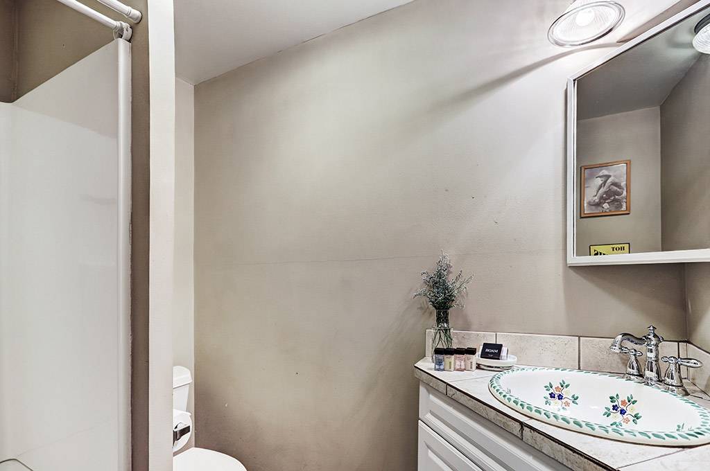 Bathroom - Ridge Street Lookout - Breckenridge Vacation Rental Bathroom - Ridge Street Lookout - Breckenridge Vacation Rental